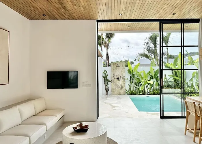 Villa The By The Young Uluwatu