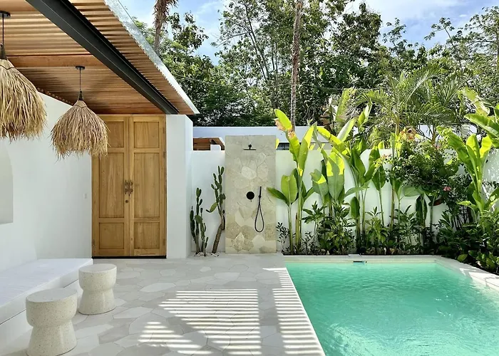 Villa The By The Young Uluwatu