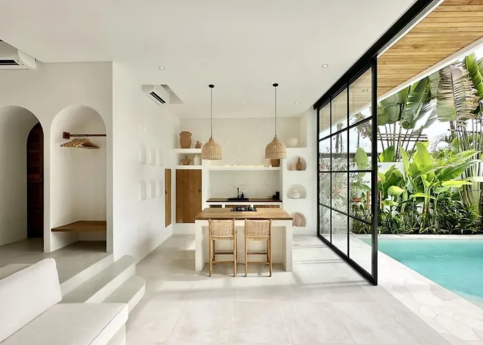 Villa The By The Young